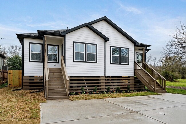 Building Photo - 5101 Rue St