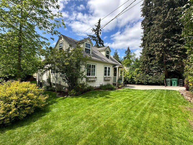 Building Photo - Briercrest ~ North Seattle Home