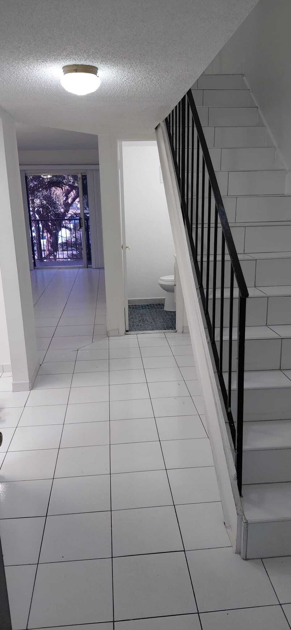 Building Photo - 140 NW 87th Ave