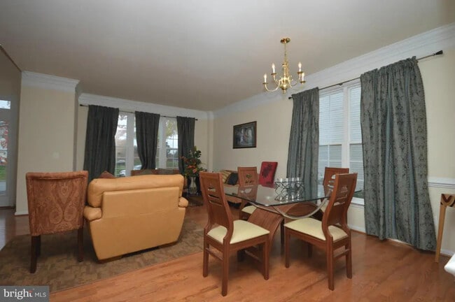 Building Photo - 14876 Cartagena Dr
