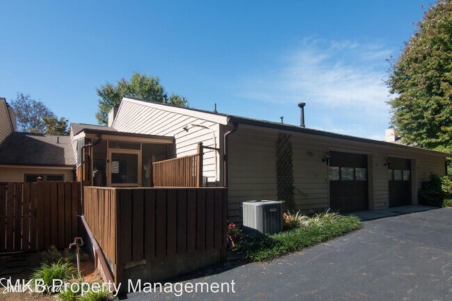 Building Photo - 2 br, 2 bath House - 307 Windward Dr.