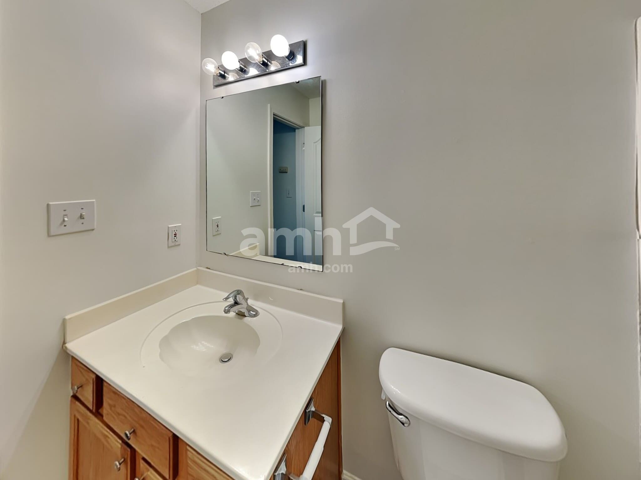 Building Photo - 6030 Shining Oak Ln