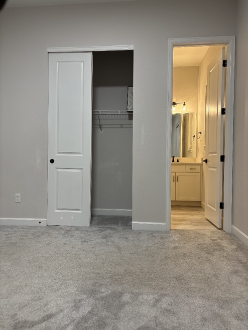 Building Photo - 3610 N Gold Bug St