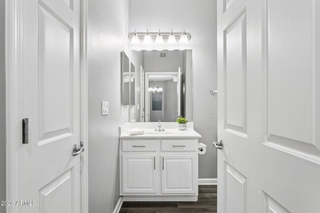 Building Photo - 14000 N 94th St