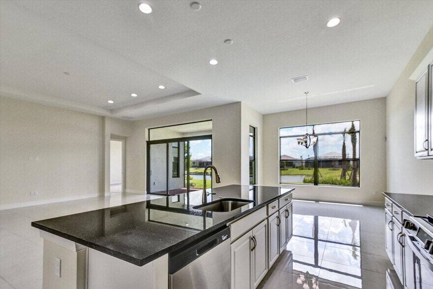 Building Photo - 4533 Mondrian Ct