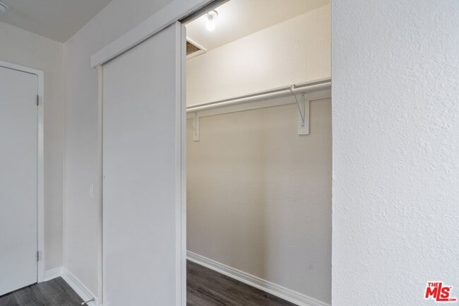 Building Photo - 4607 11th Ave