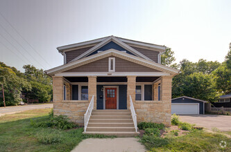 Building Photo - 1302 S State St