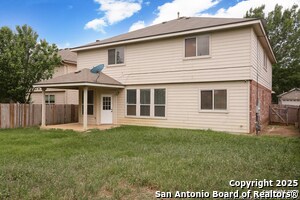 Building Photo - 14514 Redwood Valley
