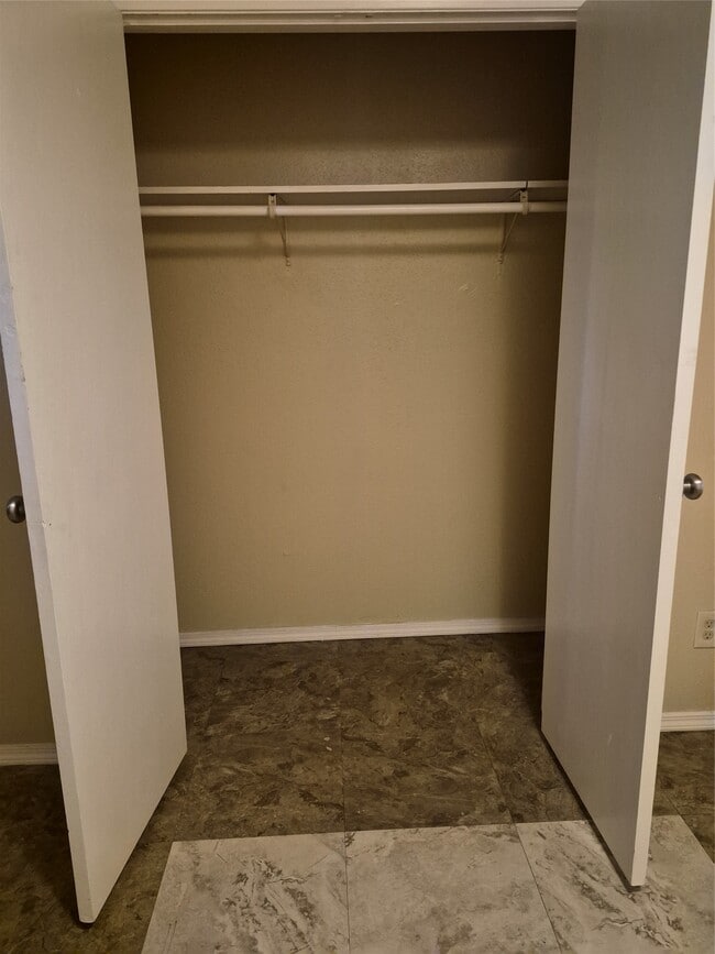 Building Photo - 1014 Gunnison St