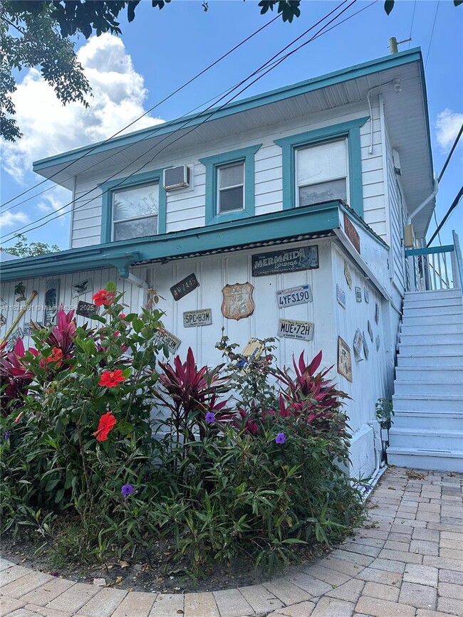 Building Photo - 4249 Bougainvilla Dr