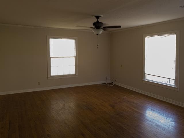 Building Photo - 708 W Largent St