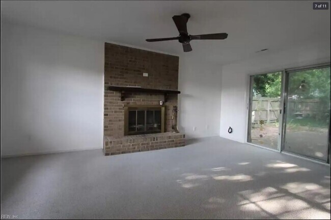 Bonus den - 119 Hampstead Ct