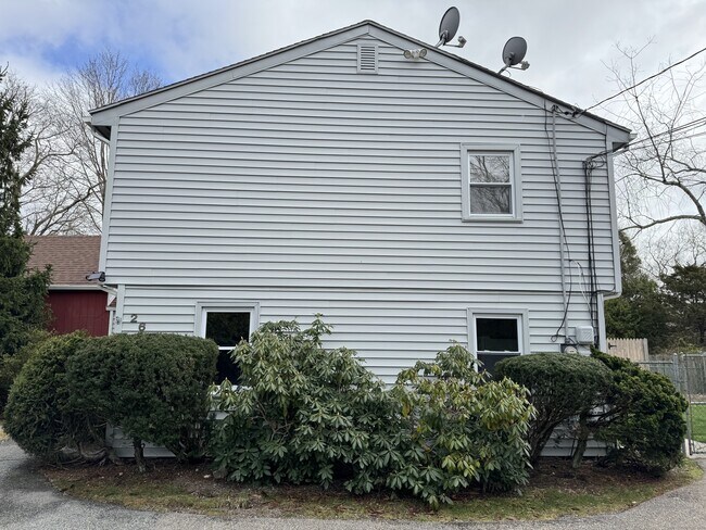 Building Photo - 26 Gurley Rd