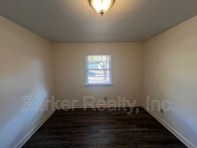 Building Photo - 1311 Ingomar Pl