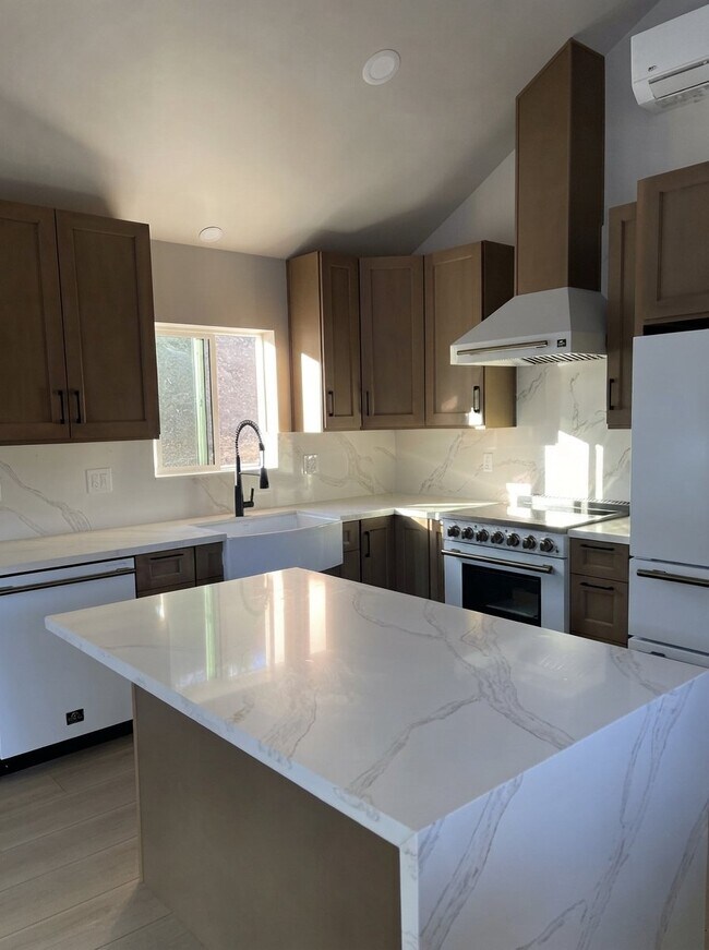 Building Photo - 14619 Rancho Santa Fe Farms Rd