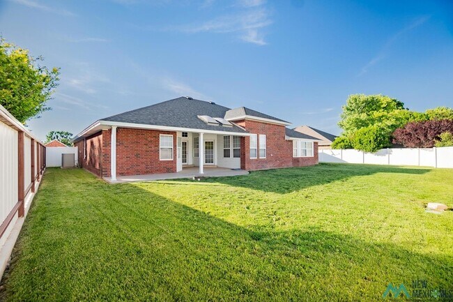 Building Photo - 3905 Springwood Dr