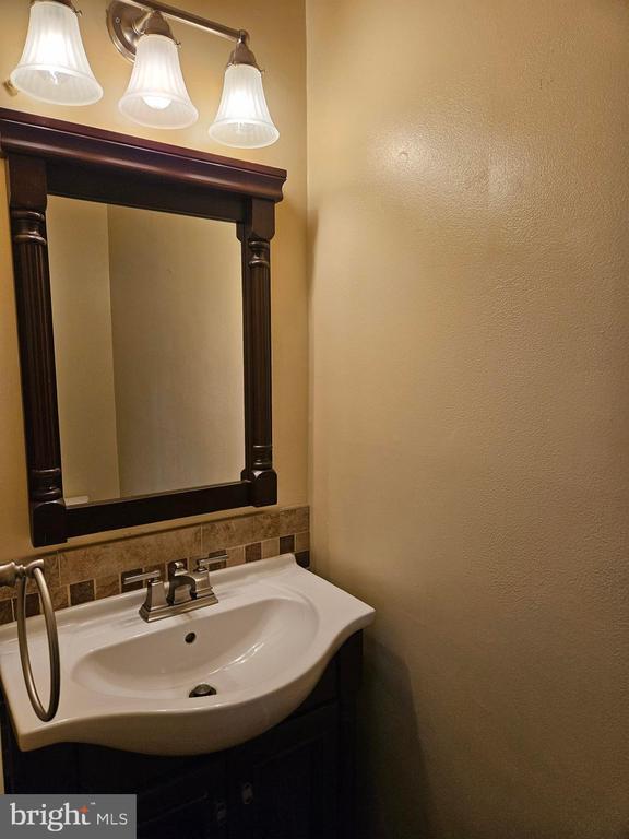 Building Photo - 3332 Piney Ridge Ct