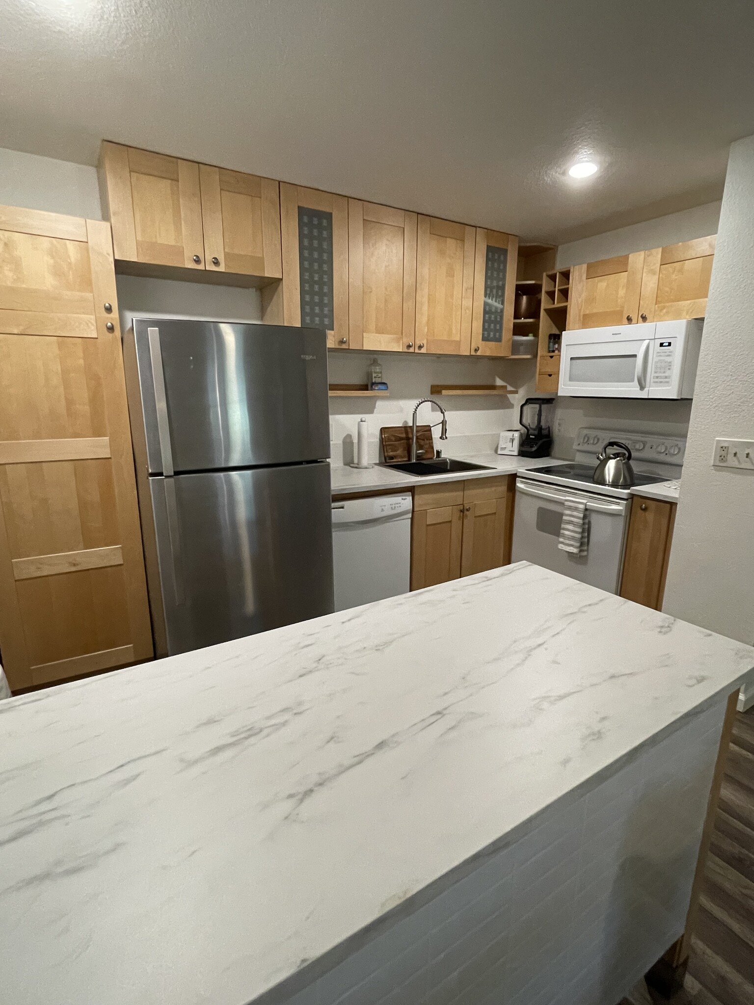 Full kitchen - 6386 Rancho Mission Rd