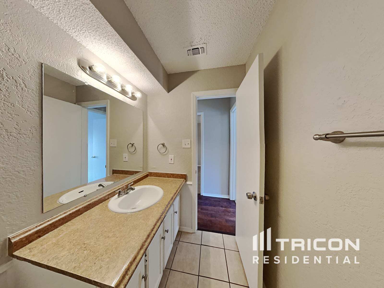 Building Photo - 4212 Ticino Valley Dr