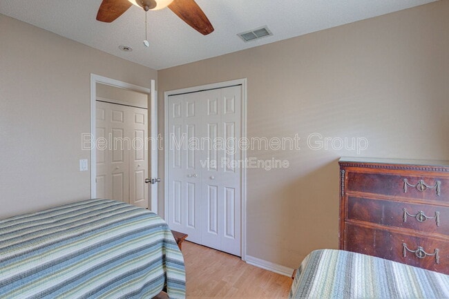 Building Photo - 1439 Sunningdale Way