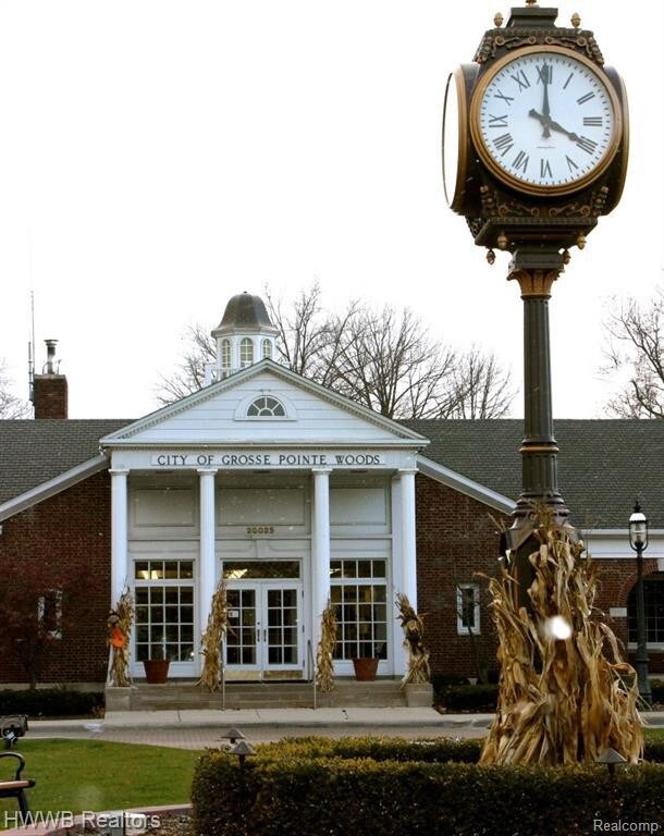 Building Photo - 1899 Hunt Club Dr