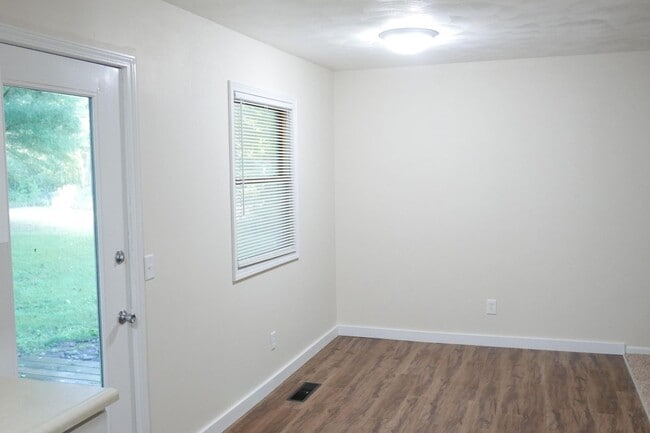 Building Photo - 1430 Huntington Ave