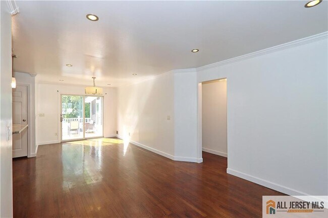 Building Photo - 1299 Kline Pl