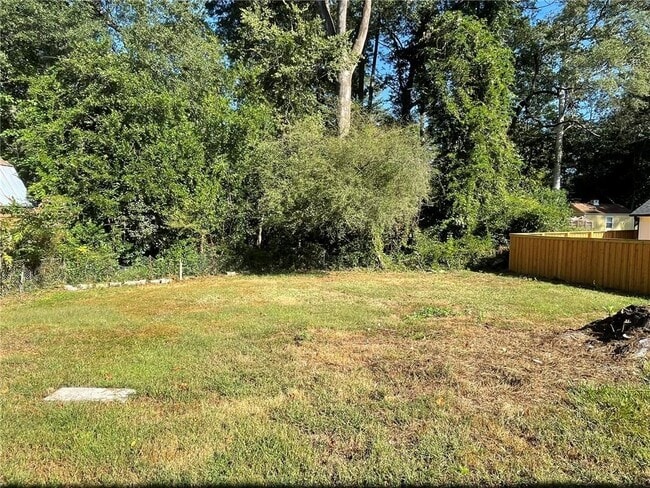 Building Photo - 2352 Arrow Cir