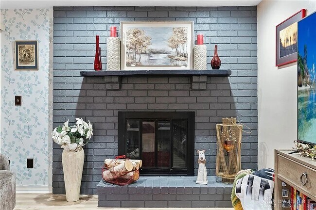 Building Photo - 4409 Sunnydale Pl