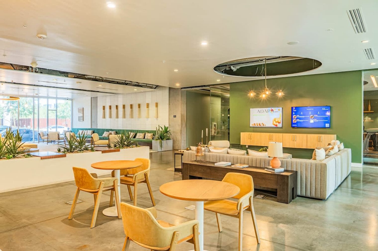 Building Photo - 333 E Roosevelt St