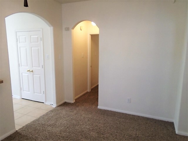 Building Photo - 3287 Bend Cove Ct