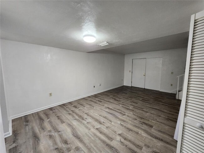 Building Photo - 806 SW 64th Terrace