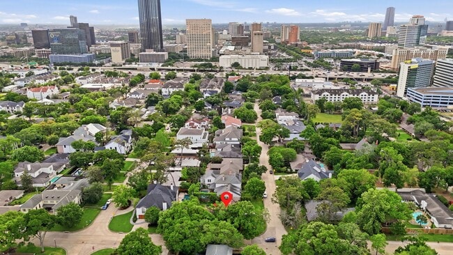 Building Photo - 4603 Ivanhoe St