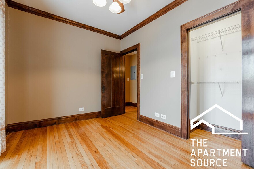 Building Photo - 2920 W Cullom Ave