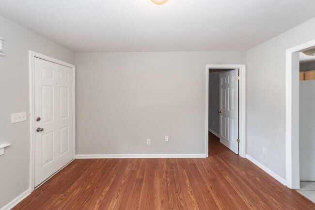Building Photo - 2107 Rondo St