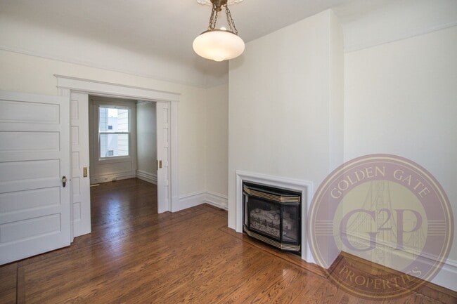 Building Photo - Russian Hill - 3 BR, 1 BA Condo 1,125 Sq. ...