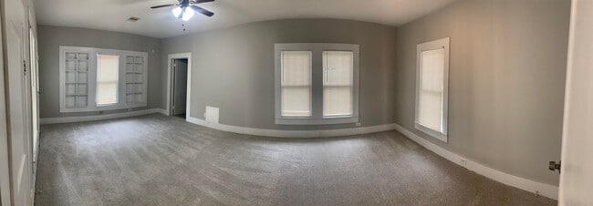 downstairs master bedroom - 200 W Caroline St