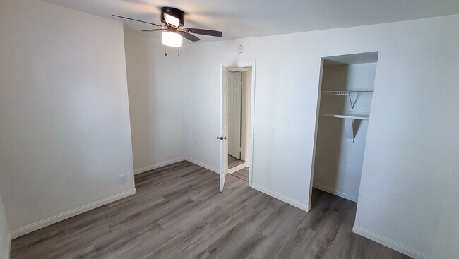 Building Photo - Vacancy at Whittier Duplex!