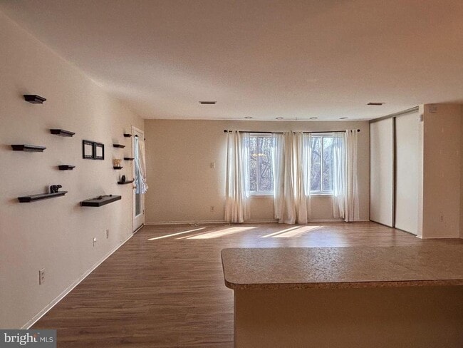 Building Photo - 1821 The Woods II