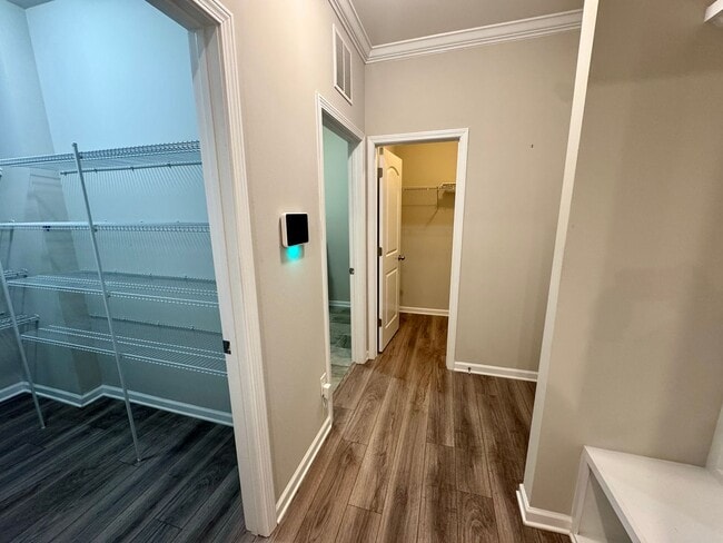 Building Photo - Roomy Ranch in Indian Trail