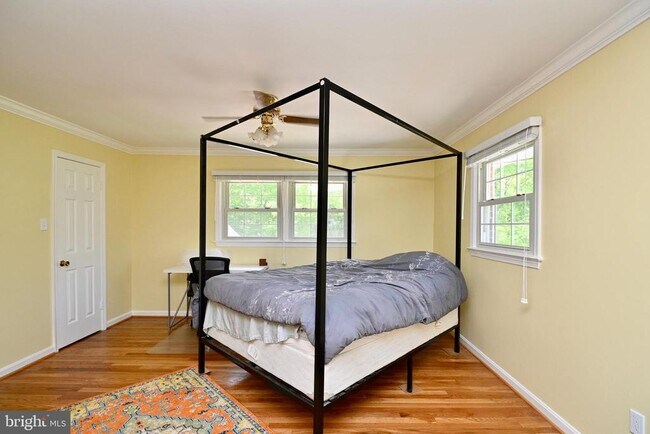 Building Photo - 10612 Anita Dr