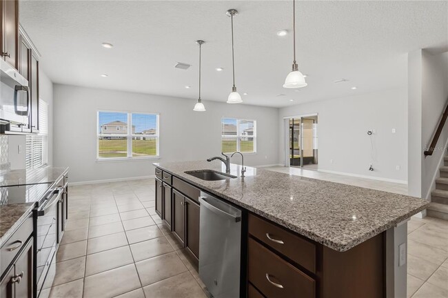 Building Photo - 5581 Vigo Lp