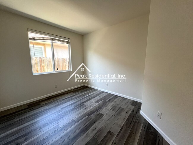 Building Photo - Updated 4bd/2ba Rancho Cordova Home!