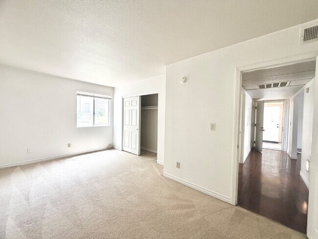 Building Photo - LAS VEGAS GUARD-GATED CONDO FOR RENT | 2 BEDROOM DOWNSTAIRS UNIT | BELLA VITA COMMUNITY