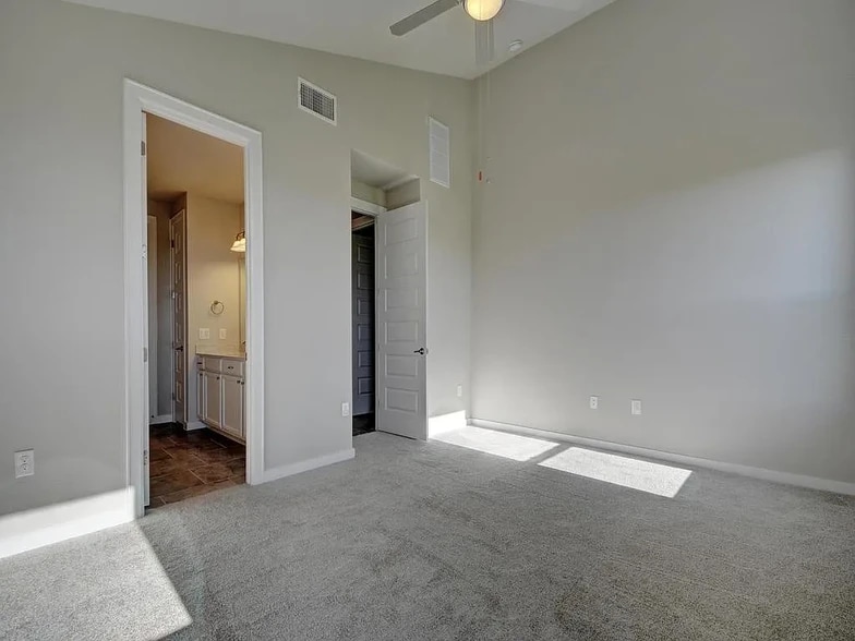 Building Photo - 6808 Cardinal Bloom Loop