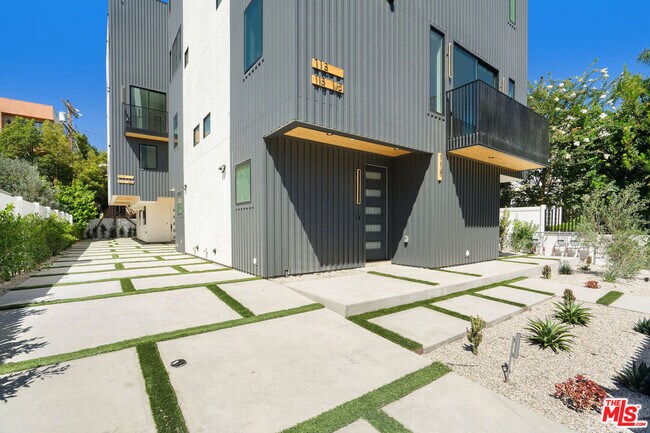Building Photo - 111 Orlando Ave