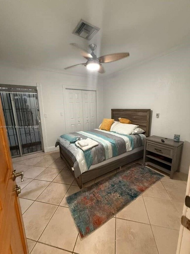 Building Photo - 8700 SW 19th Terrace