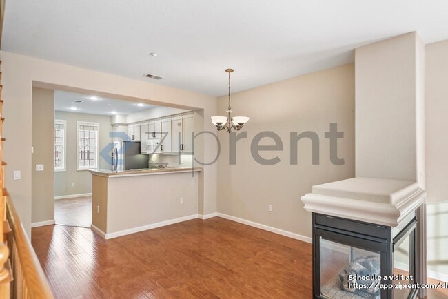 Building Photo - 3783 Dunmore Ln