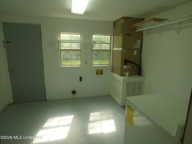 Building Photo - 3739 Kahnville Rd