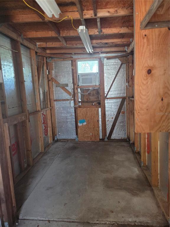 Building Photo - 3224 Manatee Rd